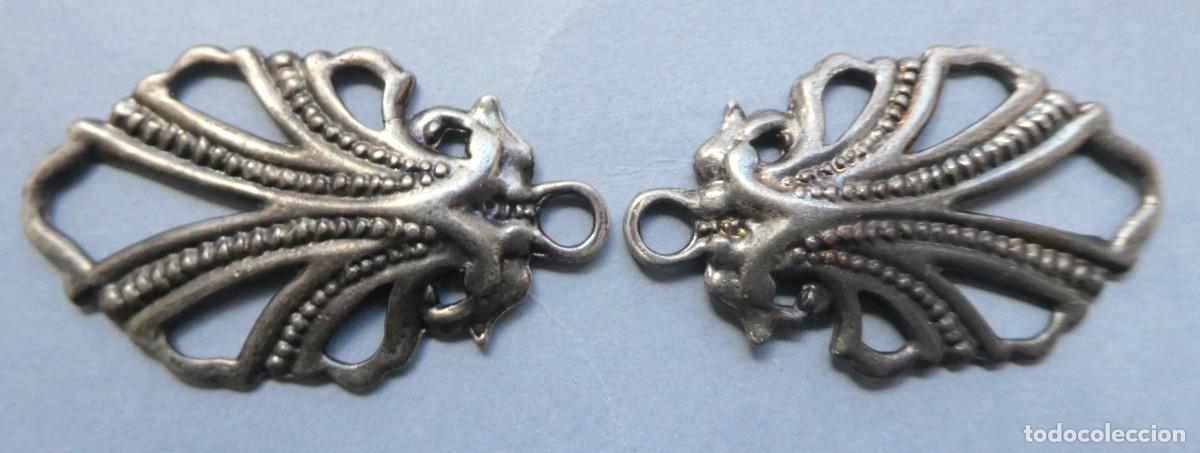 Antig&uuml;edades: ANTIGUA HEBILLA PARA CAPA S.XX - Foto 3