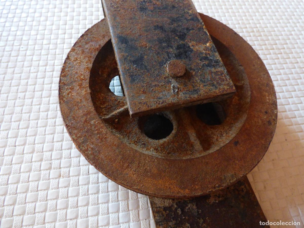 Antig&uuml;edades: Polea. - Foto 3