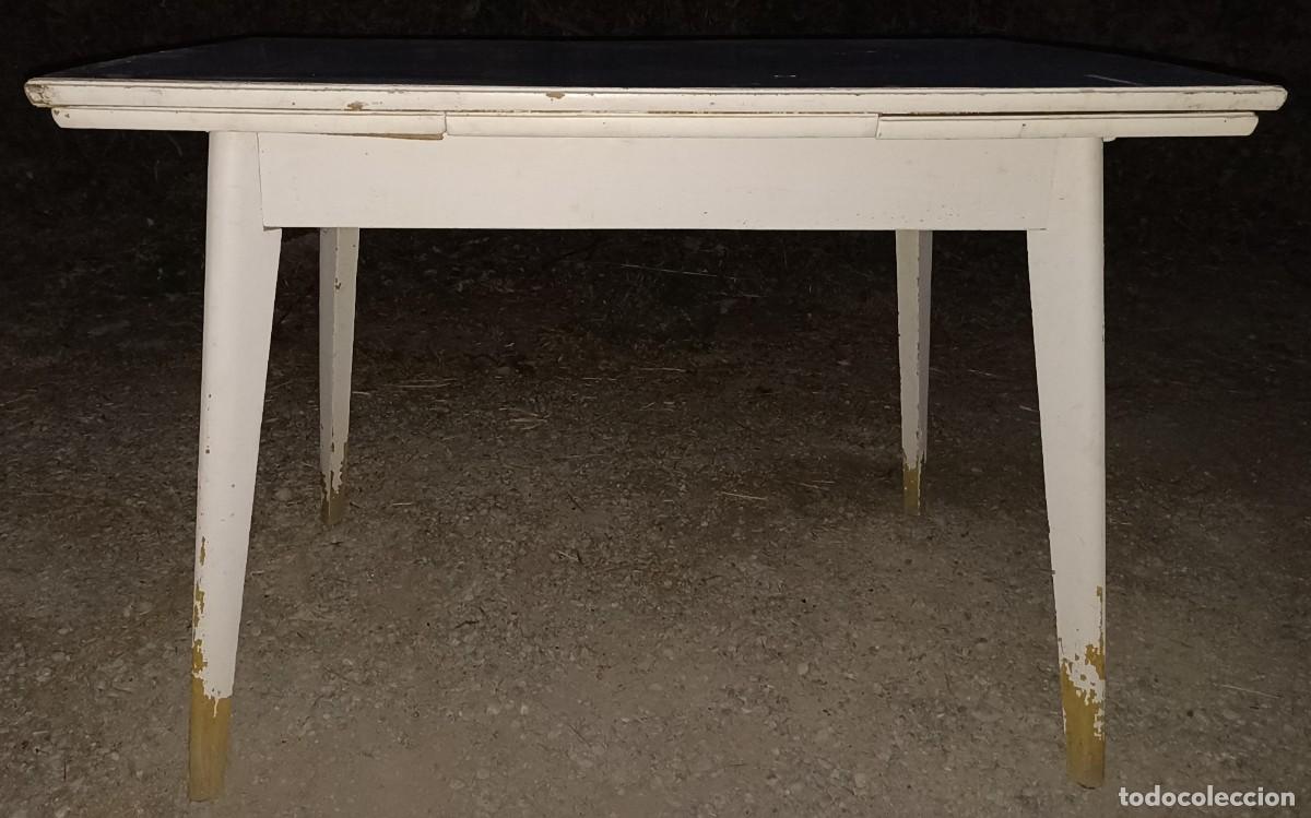 Antig&uuml;edades: Mesa vintage cocina a restaurar - Foto 4