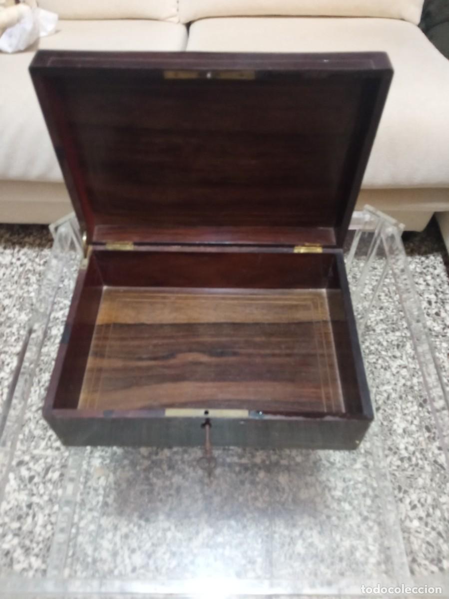 Antig&uuml;edades: Caja o cofre antiguo - Foto 6
