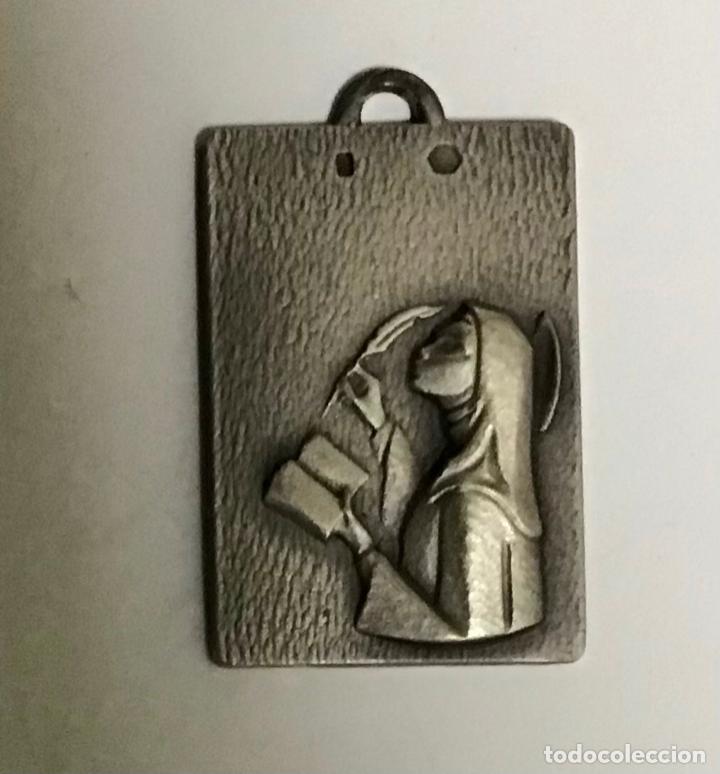 Antig&uuml;edades: MEDALLA DE PLATA - Foto 1