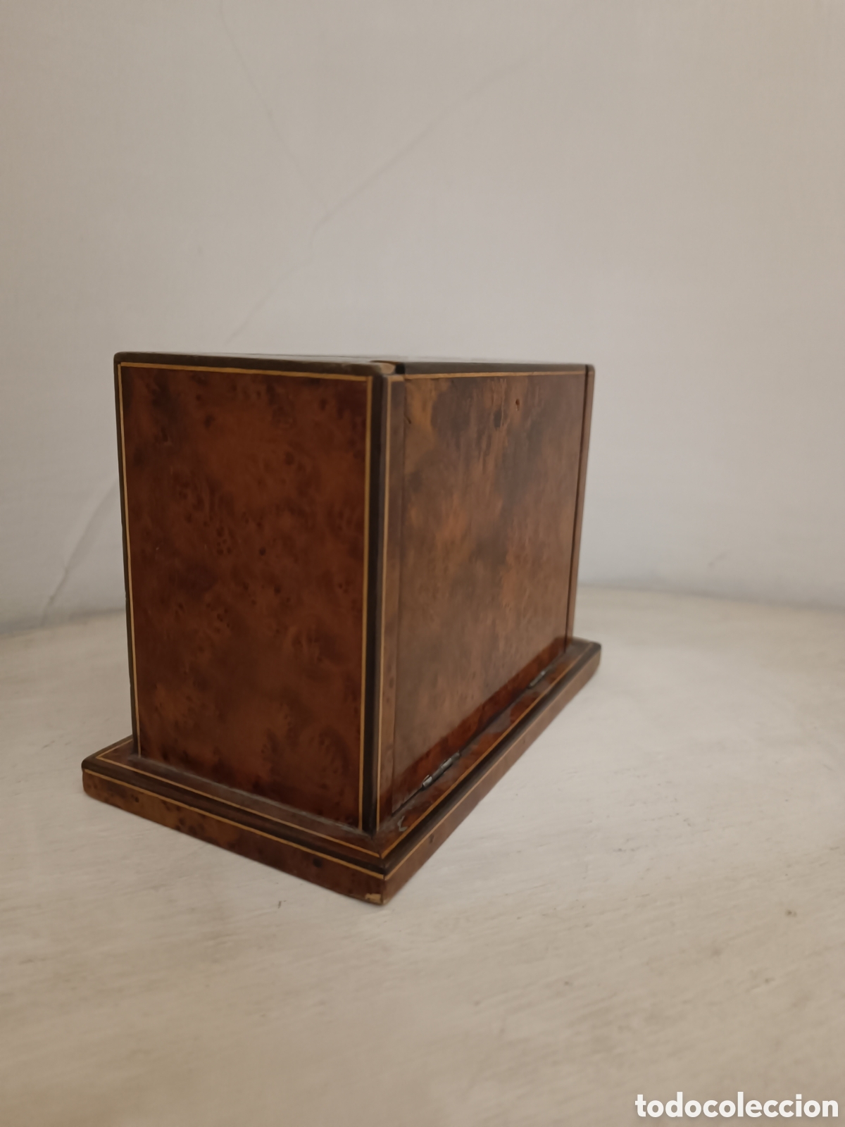 Antig&uuml;edades: Dispensador de tabaco de madera noble - Foto 5