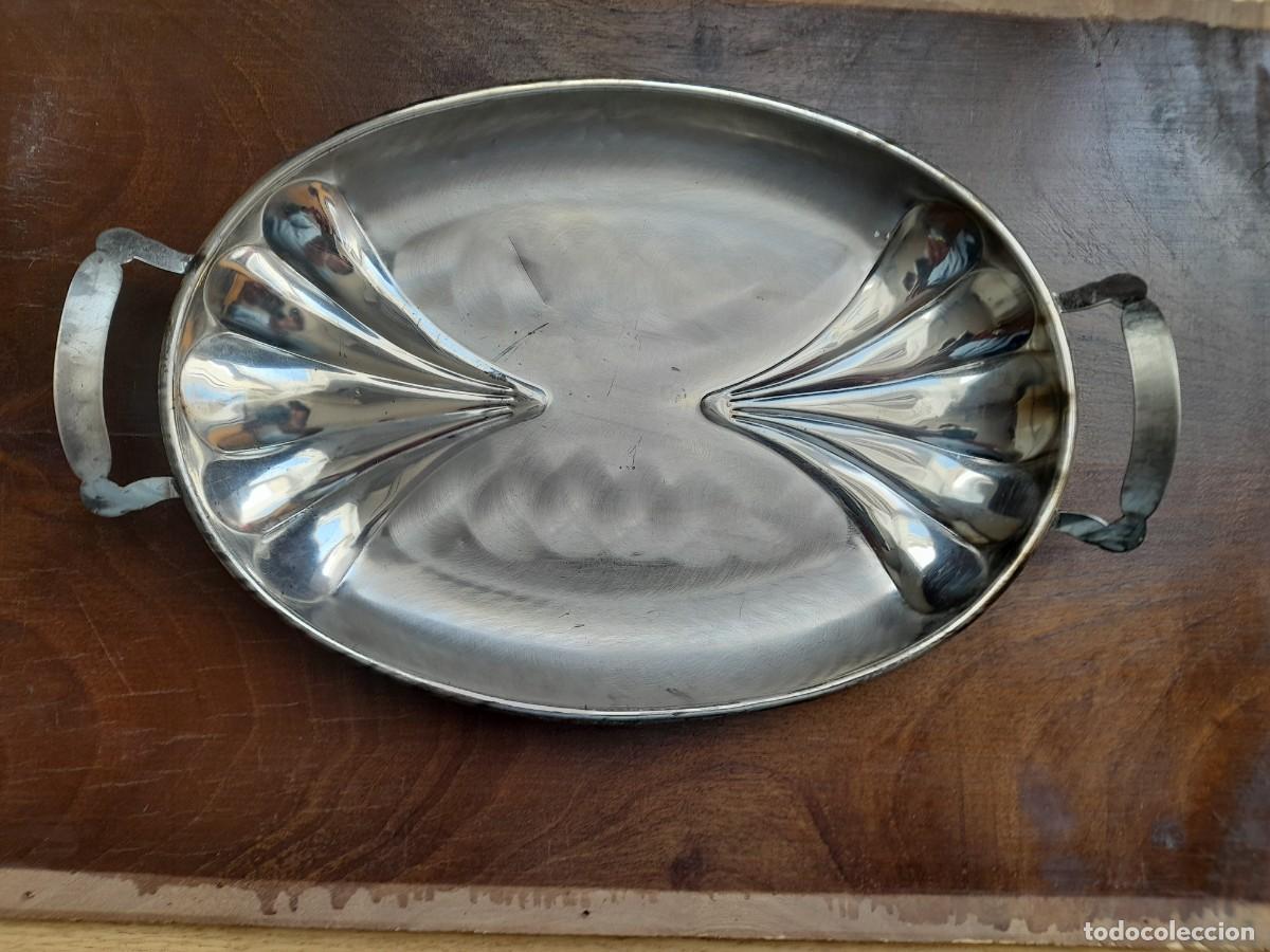 Antig&uuml;edades: Bandeja ovalada con asas color acerado - Foto 1