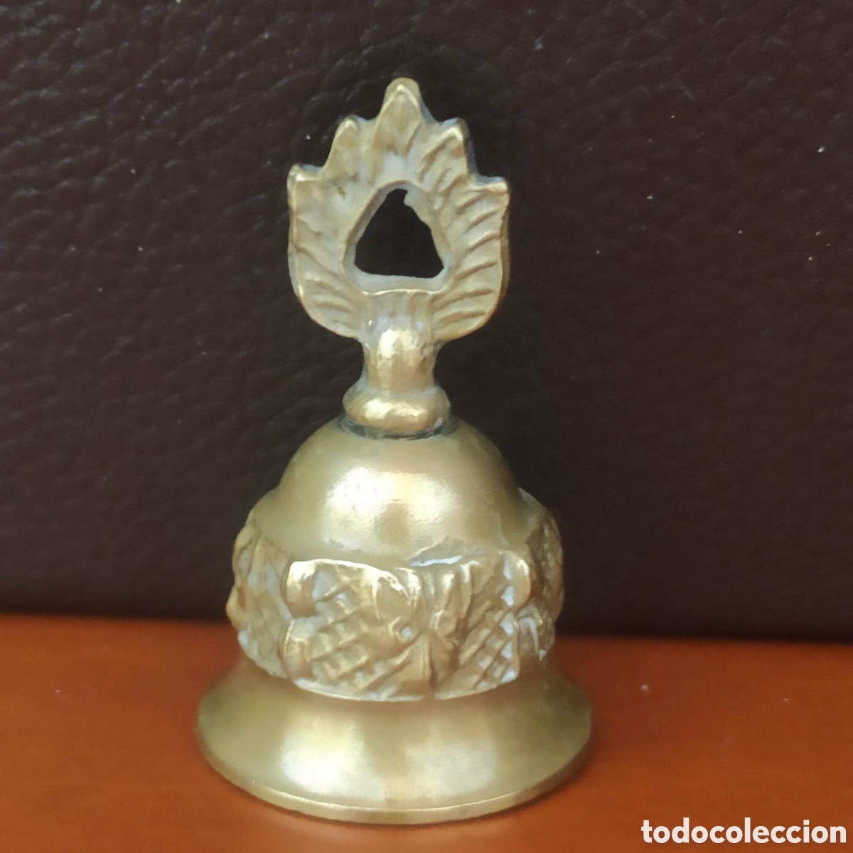 Antig&uuml;edades: CAMPANA PEQUE&Ntilde;A BRONCE - Foto 1