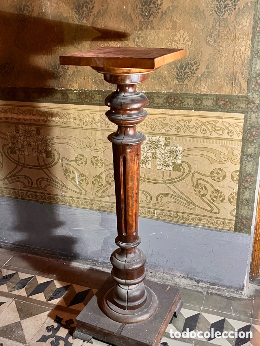 Antig&uuml;edades: Peana madera - Foto 1