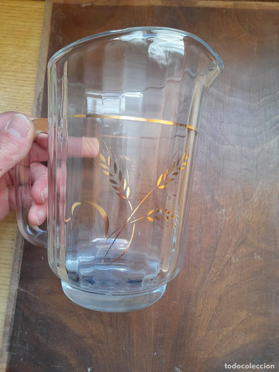 Antig&uuml;edades: Jarra para el agua con espiga en oro y biselada - Foto 4