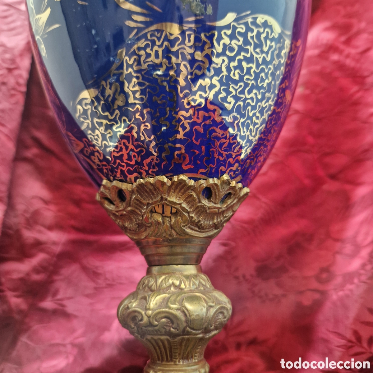 Antig&uuml;edades: Jarr&oacute;n porcelana azul y bronce - Foto 3