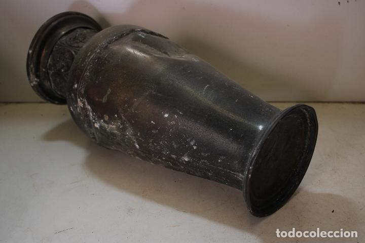 Antig&uuml;edades: jarron florero de altar - Foto 2