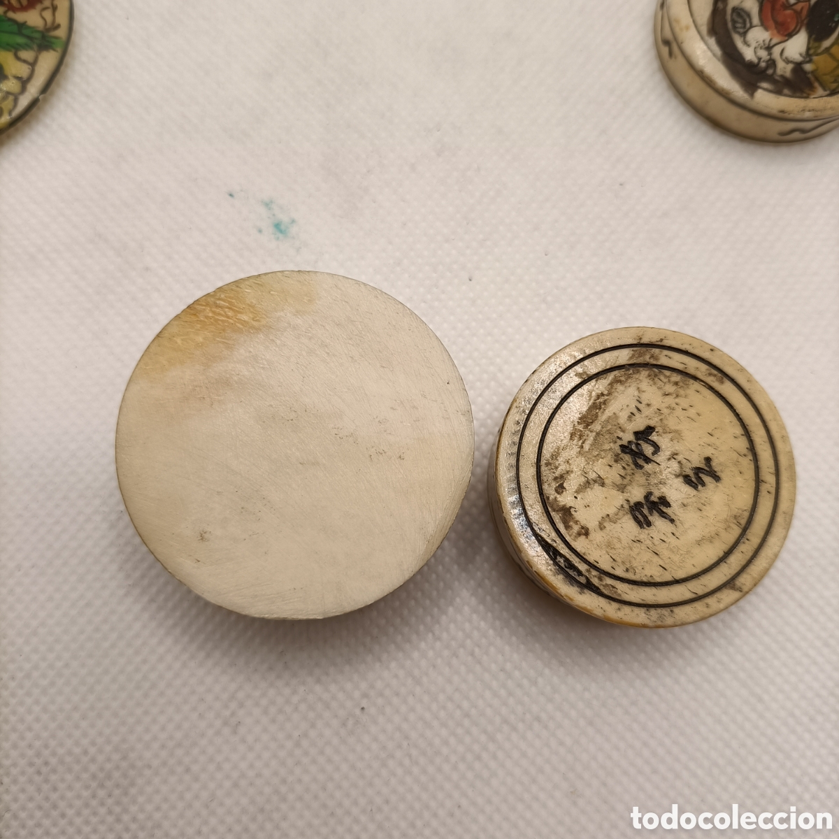 Antig&uuml;edades: Dos cajas orientales en hueso - Foto 4