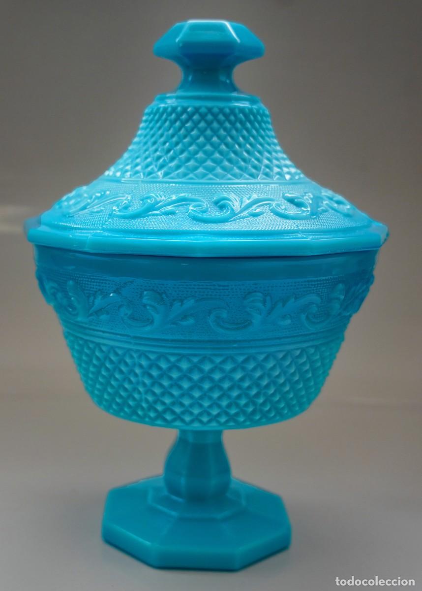 Antig&uuml;edades: Bombonera azul, grande. Opalina - Foto 1