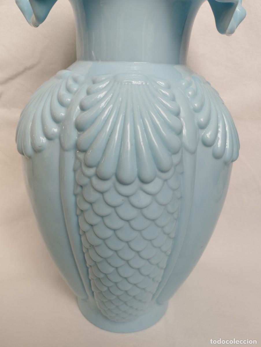 Antig&uuml;edades: Magn&iacute;fico jarr&oacute;n de Opalina azul - Foto 4