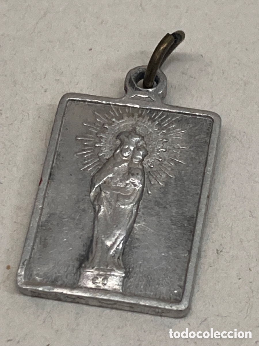Antig&uuml;edades: Medalla religiosa met&aacute;lica - Foto 1