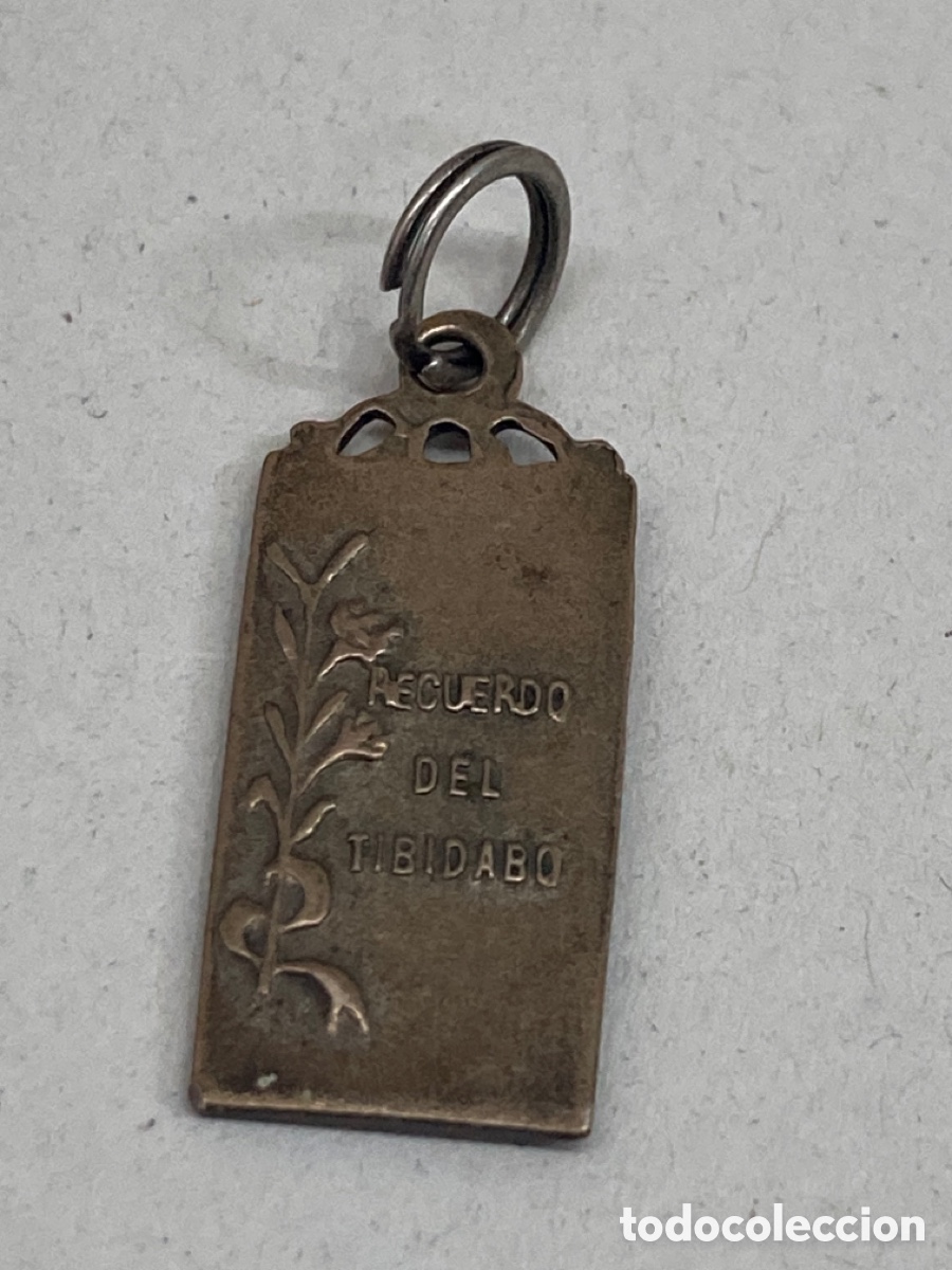 Antig&uuml;edades: Medalla religiosa met&aacute;lica - Foto 2
