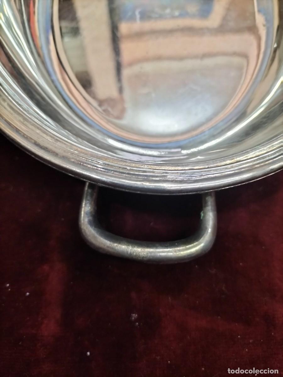 Antig&uuml;edades: Bandeja ovalada plateada con asas - Foto 2