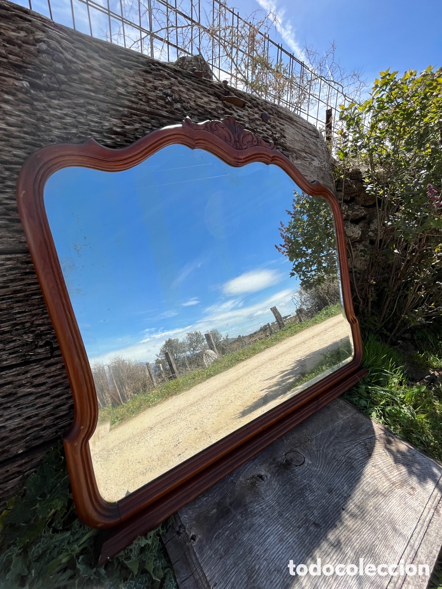 Antig&uuml;edades: W Espejo de madera biselado con copete. - Foto 4