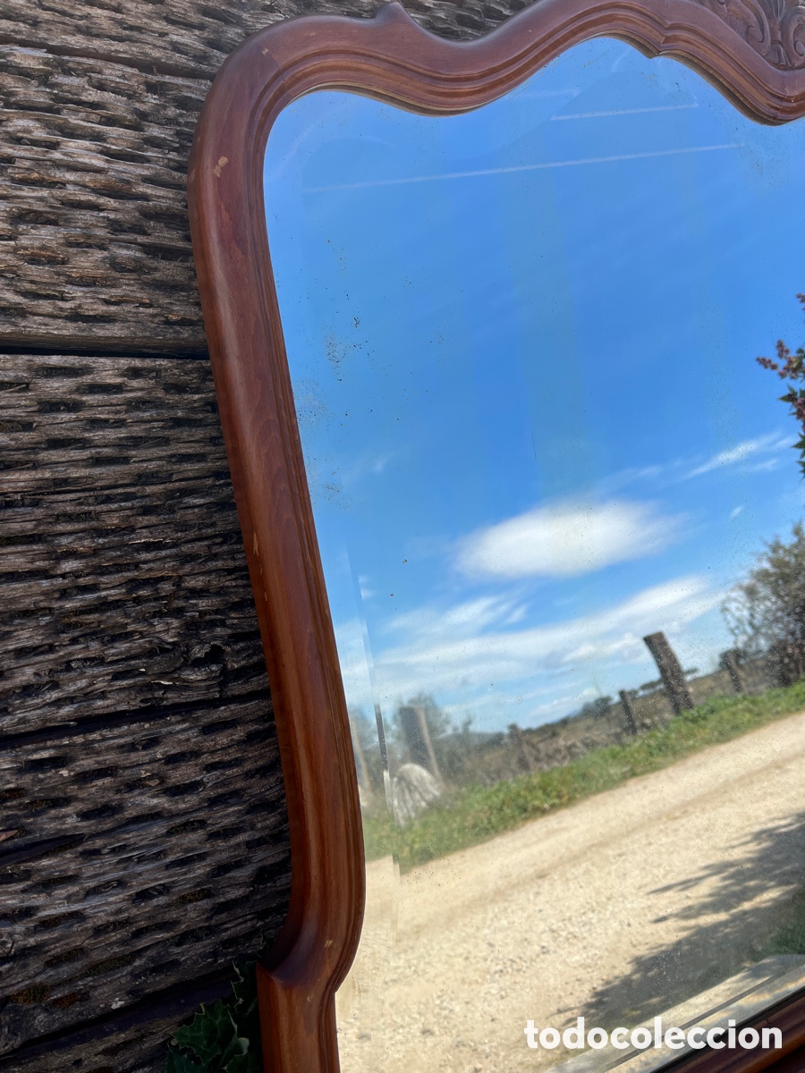 Antig&uuml;edades: W Espejo de madera biselado con copete. - Foto 6