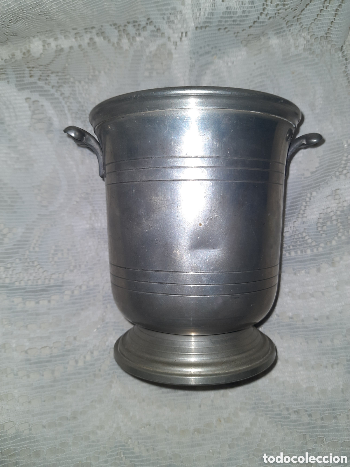 Antig&uuml;edades: Peltre recipiente cubitera - Foto 2