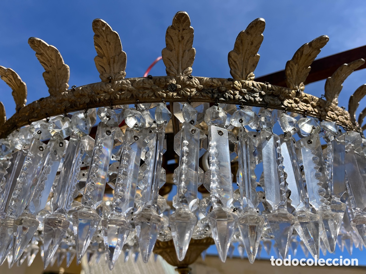 Antig&uuml;edades: L&aacute;mpara de techo de bronce con cristales, funcionando. - Foto 4