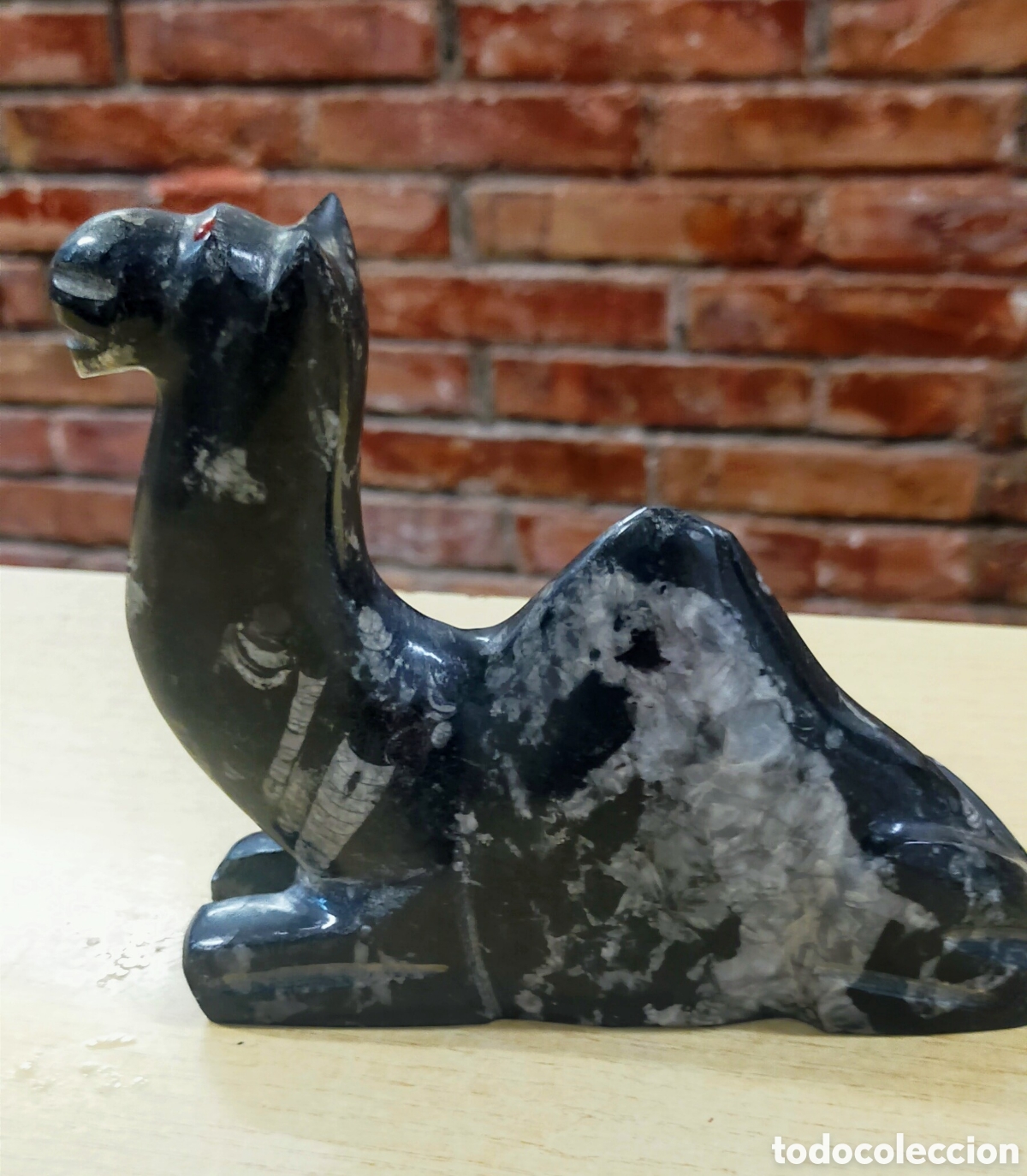 Antig&uuml;edades: Figura camello de piedra - Foto 1