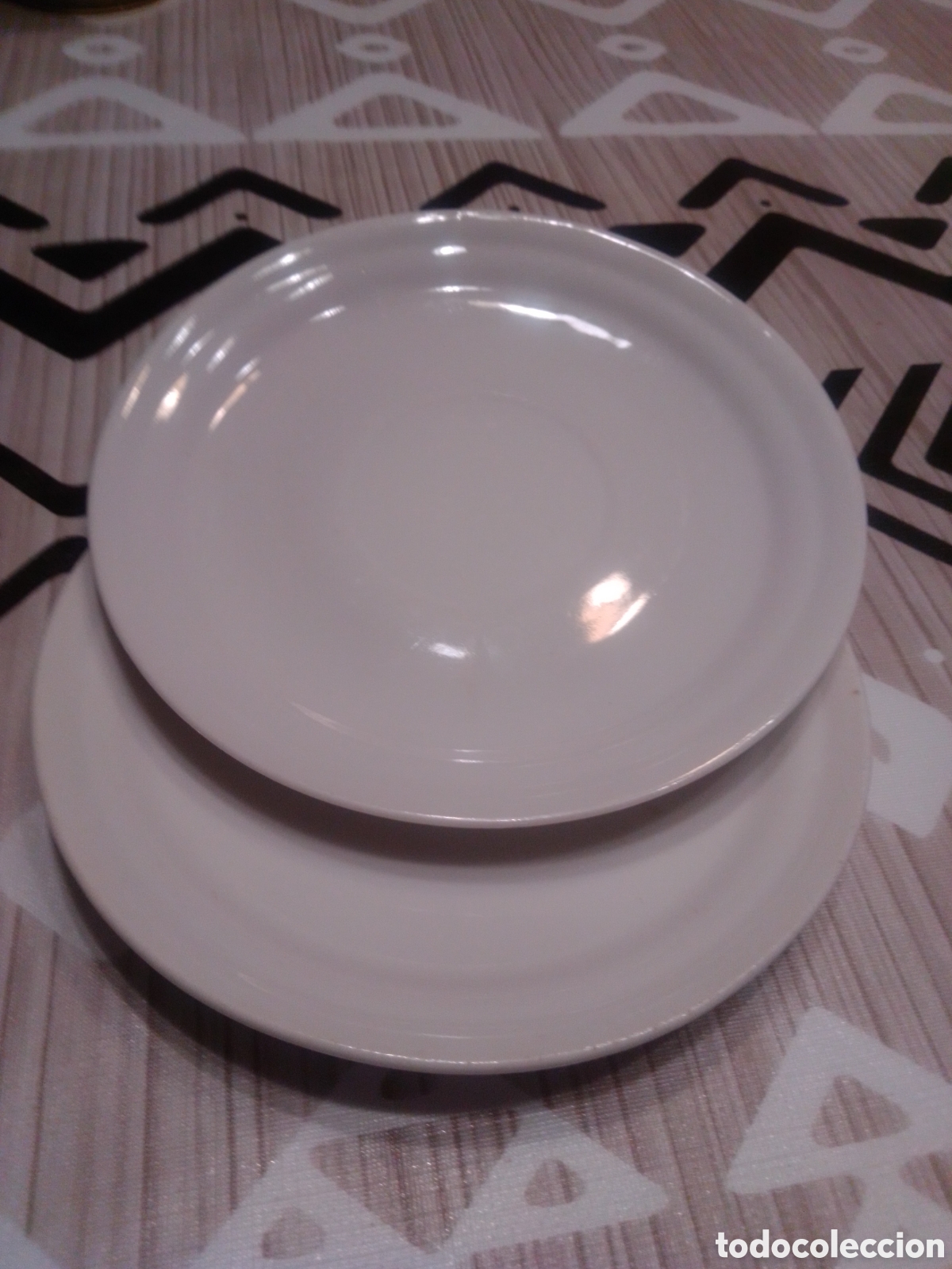 Antig&uuml;edades: ANTIGUOS PLATOS (13CM.) 2x2&euro; - Foto 1