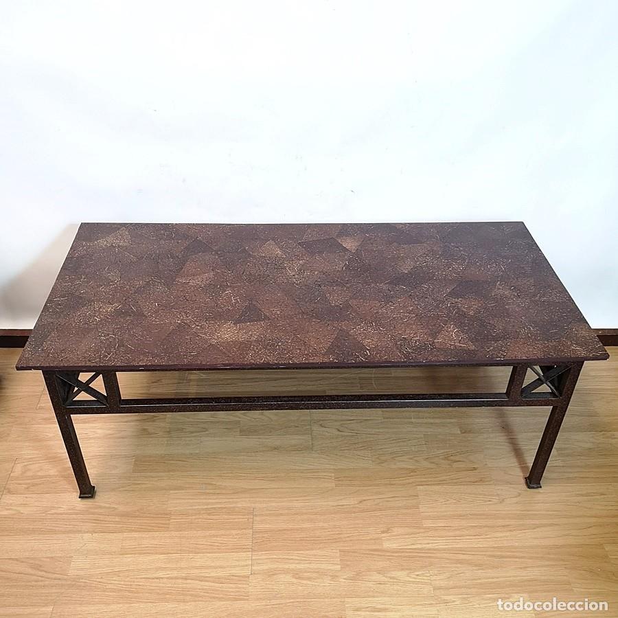 Antig&uuml;edades: Mesa Auxiliar Tapa de Coco - Foto 1