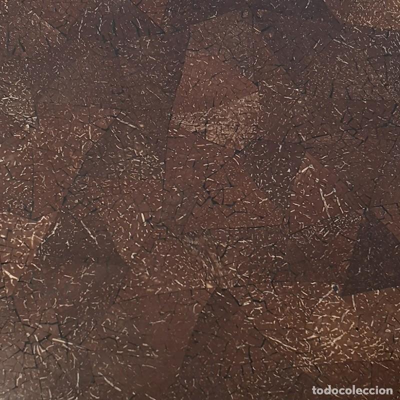 Antig&uuml;edades: Mesa Auxiliar Tapa de Coco - Foto 7