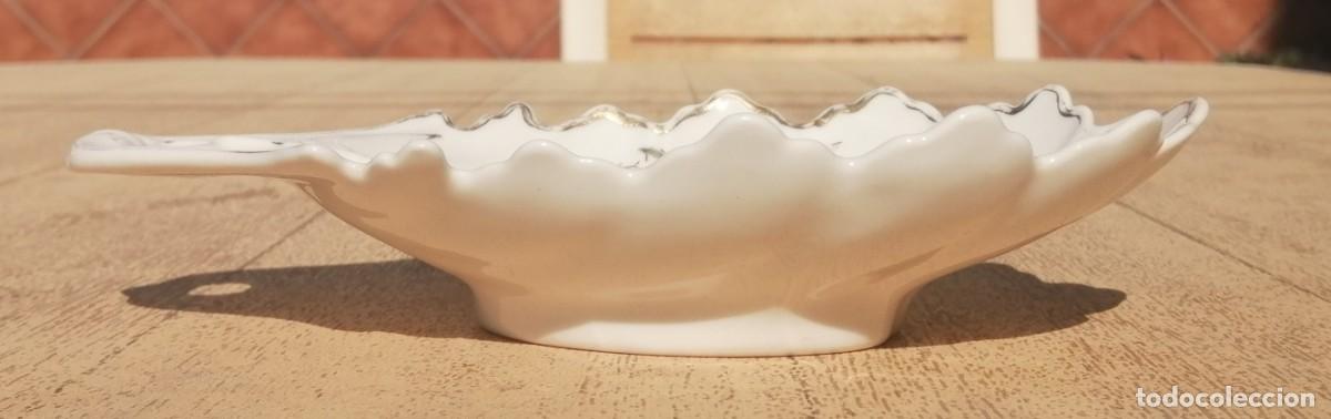 Antig&uuml;edades: Jabonera porcelana - Foto 1