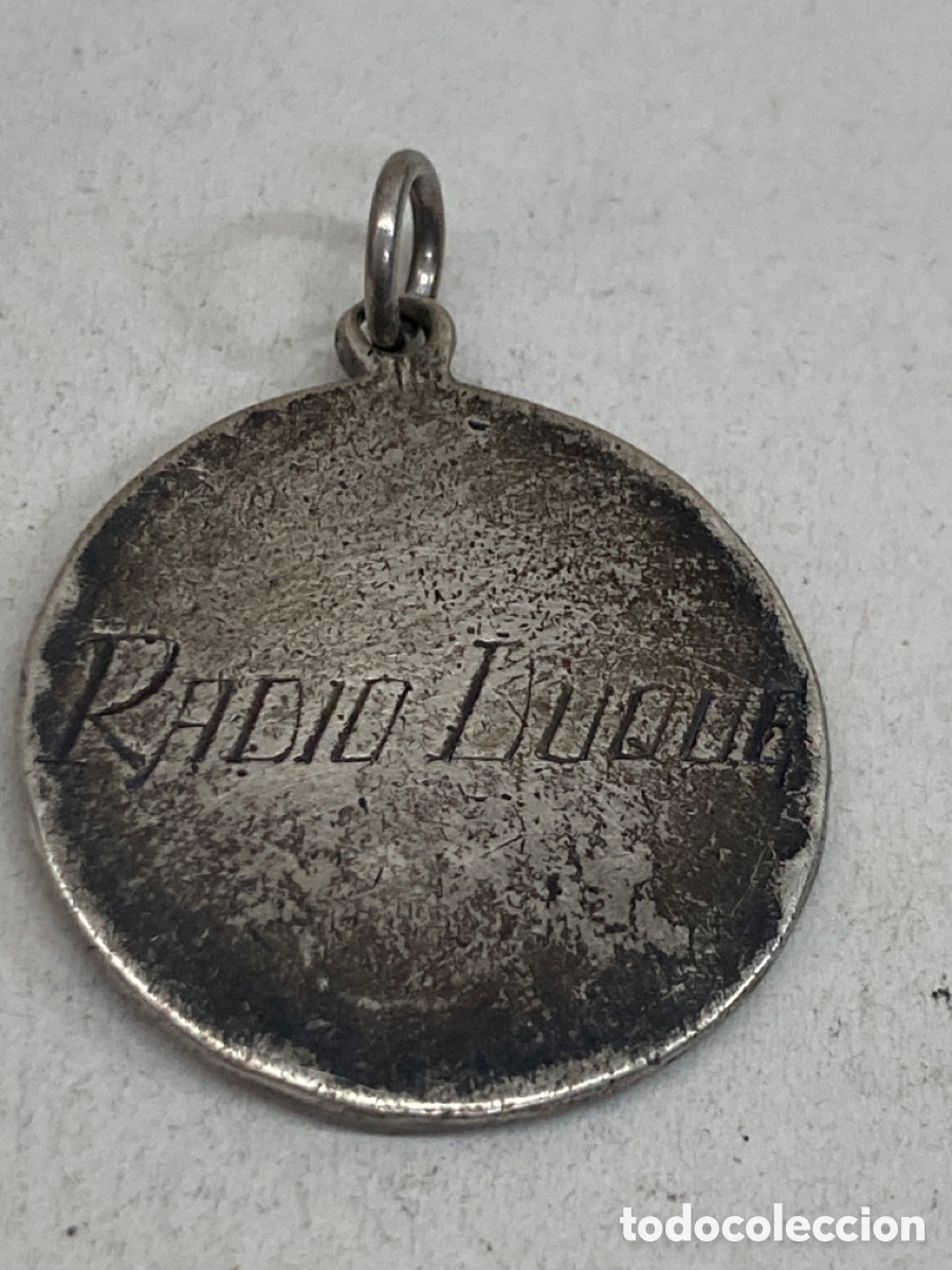 Antig&uuml;edades: Medalla de plata religiosa - Foto 2