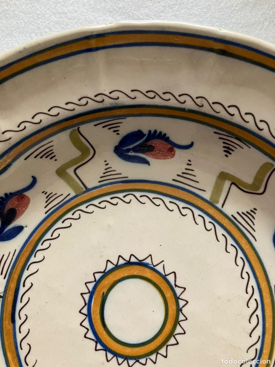 Antig&uuml;edades: Plato de cer&aacute;mica. SXIX. - Foto 2