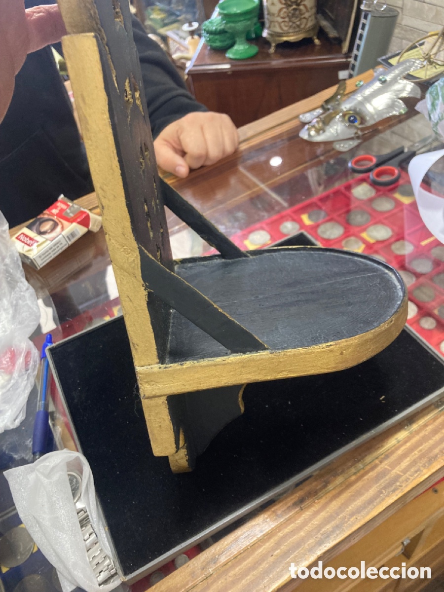 Antig&uuml;edades: Bonita mensula - Foto 2