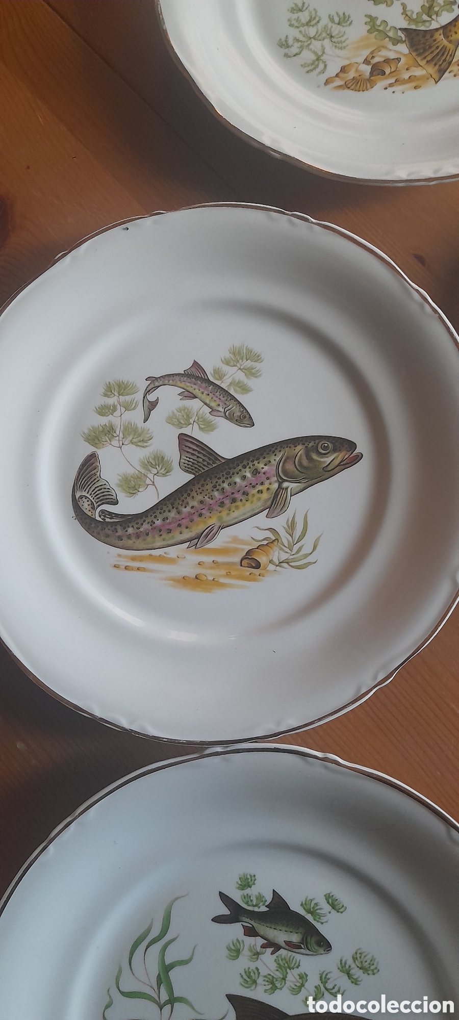 Antig&uuml;edades: 5 Platos con motivos peces - Foto 3