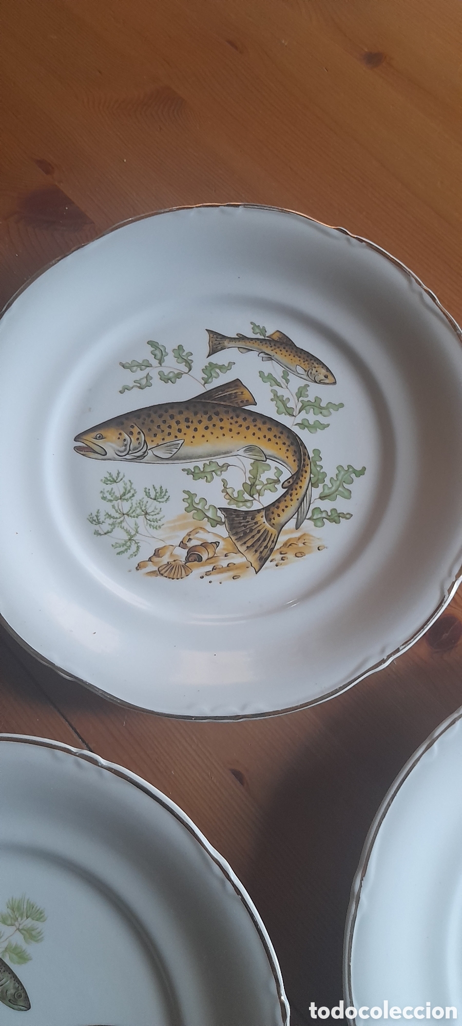Antig&uuml;edades: 5 Platos con motivos peces - Foto 4