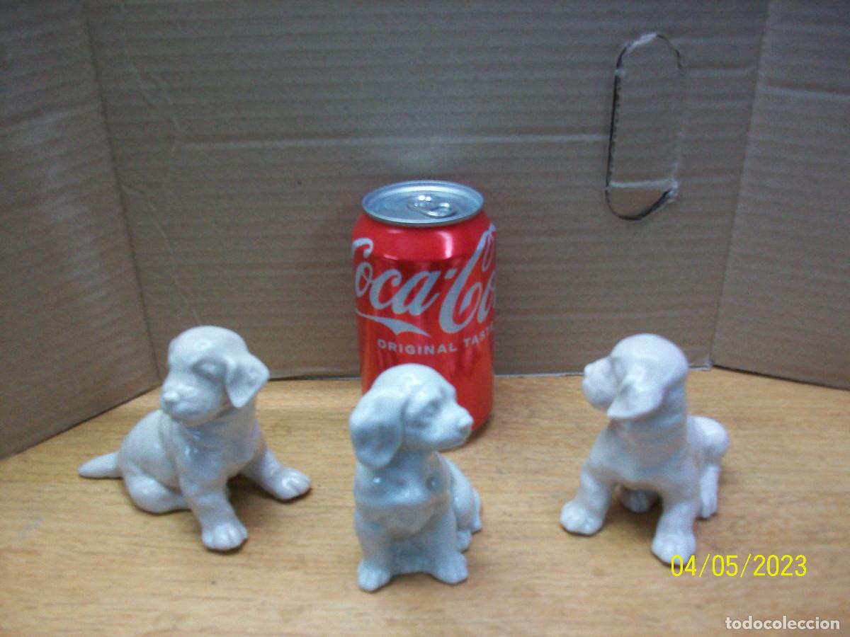 Antig&uuml;edades: LOTE DE 3 PERROS DE PORCELANA - Foto 5
