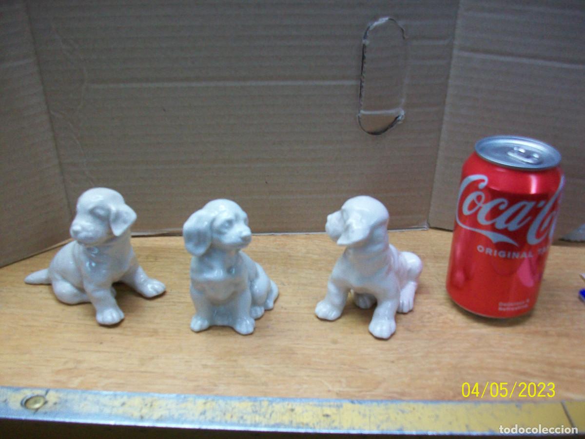 Antig&uuml;edades: LOTE DE 3 PERROS DE PORCELANA - Foto 6