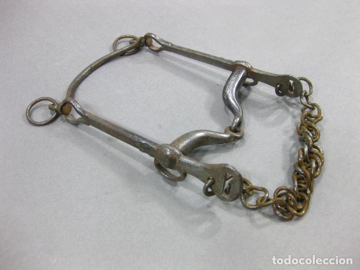 Antig&uuml;edades: BOCADO DE HIERRO ANTIGUO - Foto 2