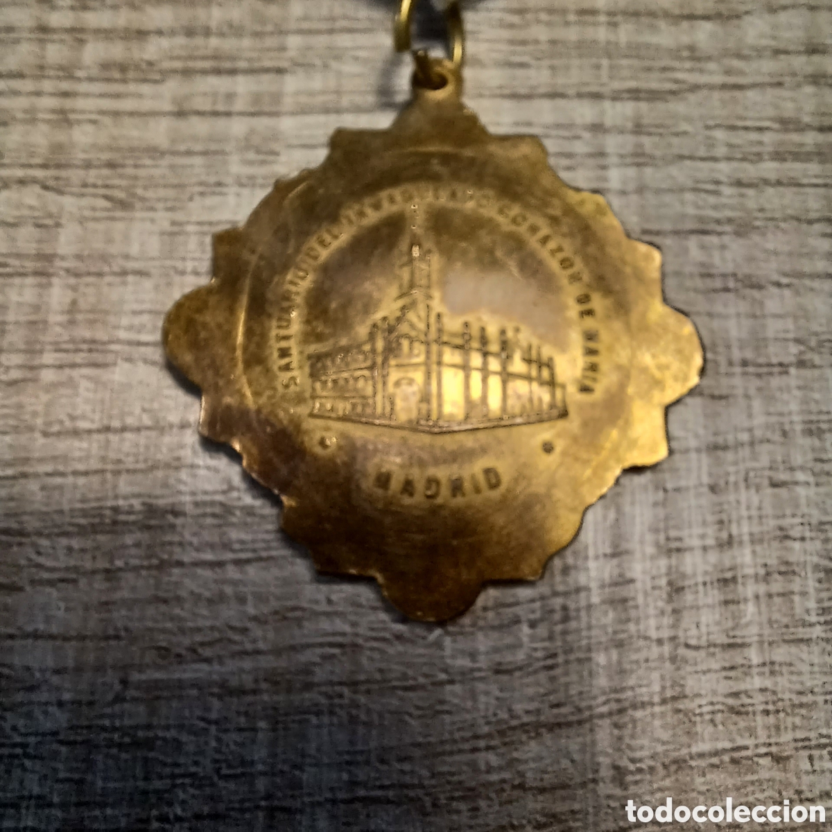 Antig&uuml;edades: Medalla religiosa Madrid - Foto 2
