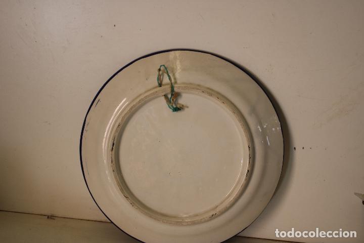 Antig&uuml;edades: plato azul flores - Foto 2