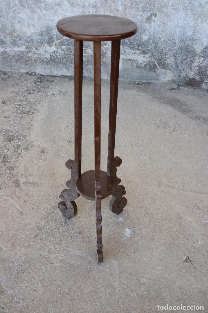 Antig&uuml;edades: mesita peana jardinera - Foto 2