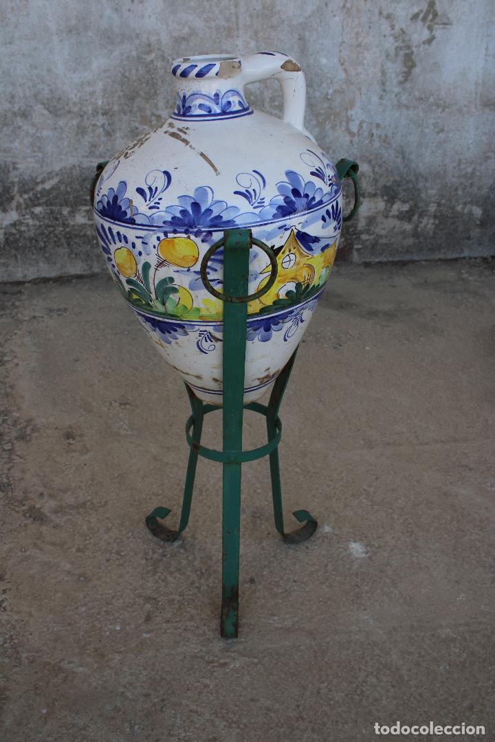 Antig&uuml;edades: macetero de forja jarron cantaro antiguo - Foto 5
