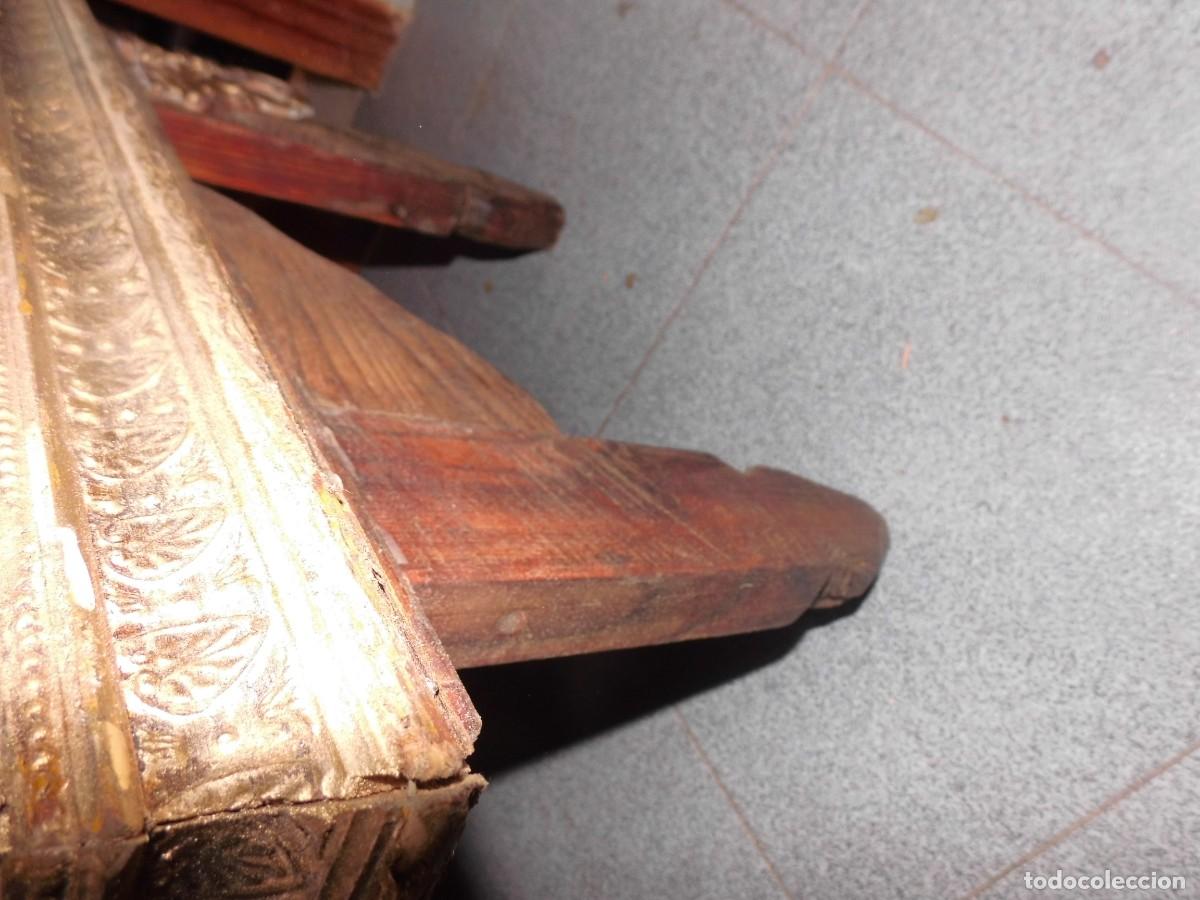 Antig&uuml;edades: BAUL ANTIGUO DE MADERA CON BUSTOS Y ADORNOS. - Foto 25