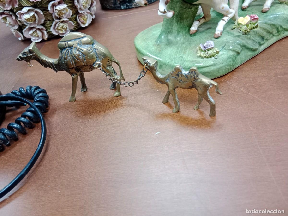 Antig&uuml;edades: FIGURAS EN BROCE - CAMELLO Y DROMEDARIO - Foto 1