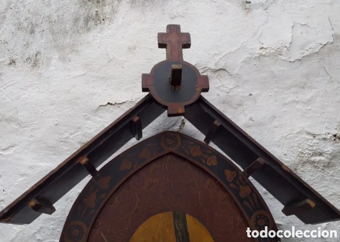 Antig&uuml;edades: Antigua capilla de madera con la imagen del Gran Poder pintado al oleo - Foto 3