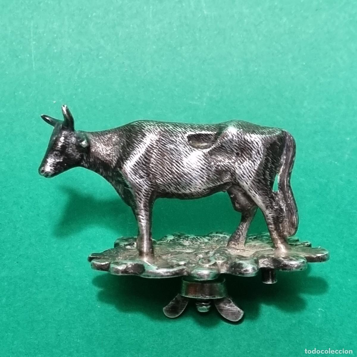 Antig&uuml;edades: MINIATURA EN PLATA MACIZA DE VACA ANTIGUA SIN BASE TORNILLO - Foto 1