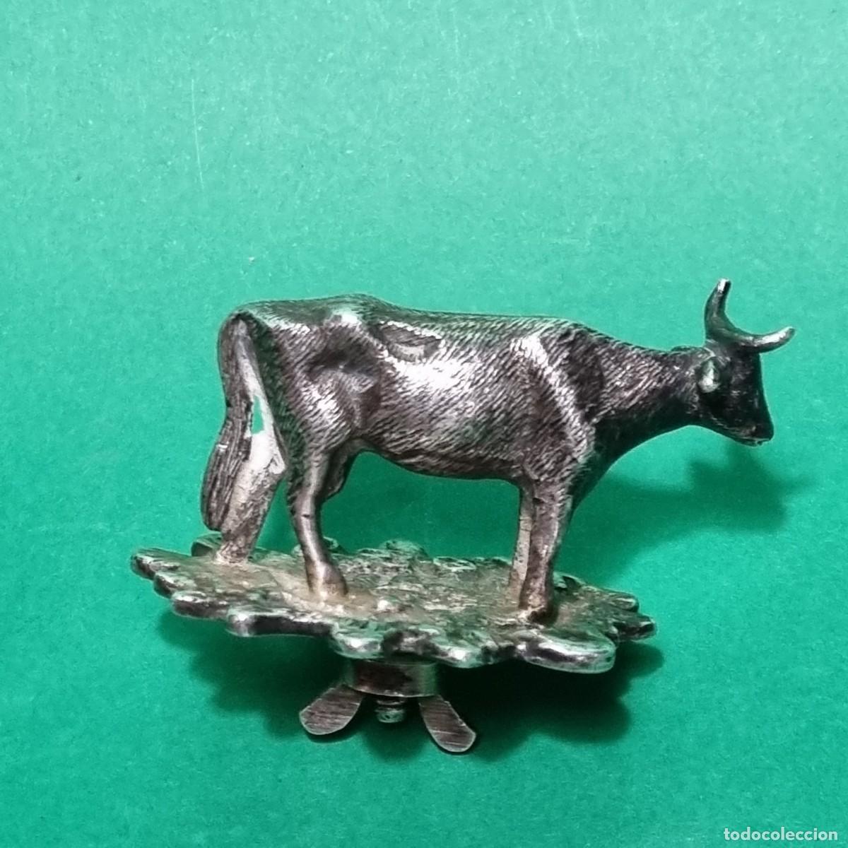 Antig&uuml;edades: MINIATURA EN PLATA MACIZA DE VACA ANTIGUA SIN BASE TORNILLO - Foto 3
