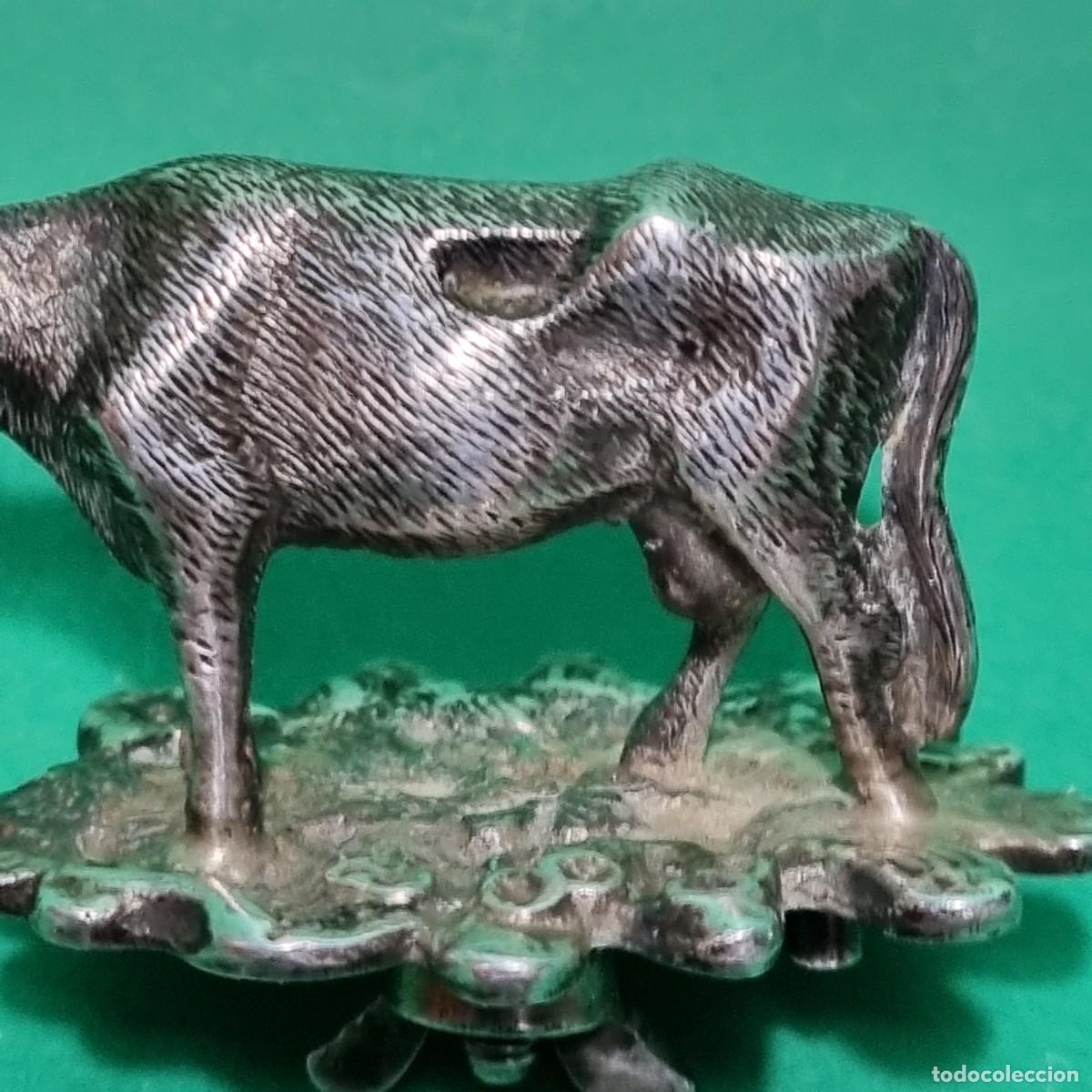 Antig&uuml;edades: MINIATURA EN PLATA MACIZA DE VACA ANTIGUA SIN BASE TORNILLO - Foto 5