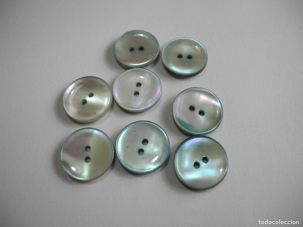 Antig&uuml;edades: 8 botones de n&aacute;car. Di&aacute;metro 1,7cm - Foto 1
