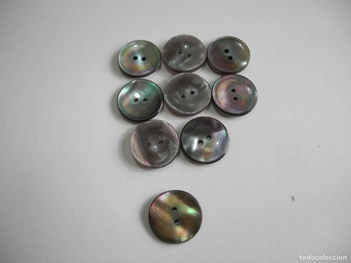 Antig&uuml;edades: 9 botones de n&aacute;car. Di&aacute;metro 1,7cm - Foto 1