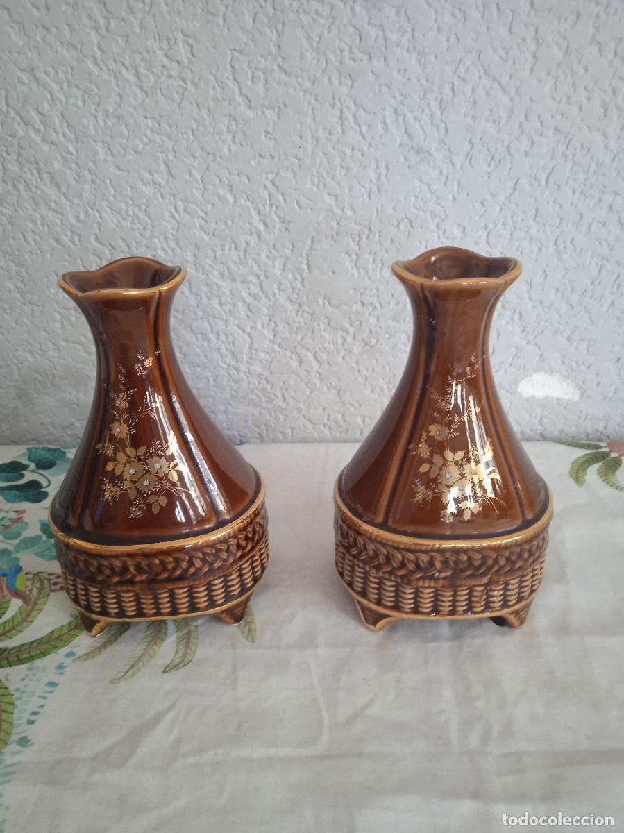 Antig&uuml;edades: Pareja de floreros - Foto 1