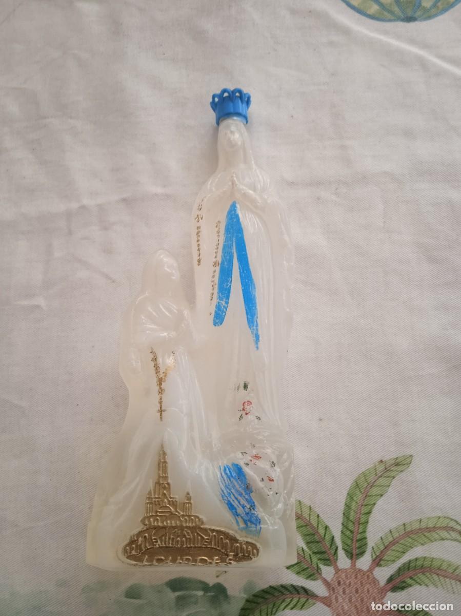 Antig&uuml;edades: Botella de la.virgen de Lourdes - Foto 1
