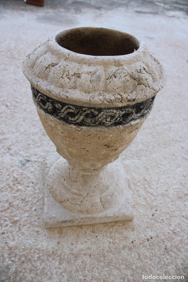 Antig&uuml;edades: jarron macetero copa de jardin - Foto 1